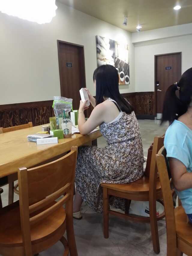 森垚仪表济州行代购小妹.jpg 森垚仪表济州行代购小妹.jpg