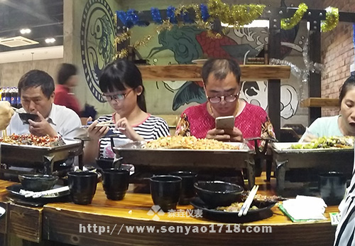 森垚仪表庆祝九九庆生会