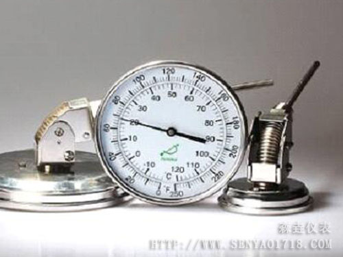 万向型双金属温度计改方向时会影响精度吗？